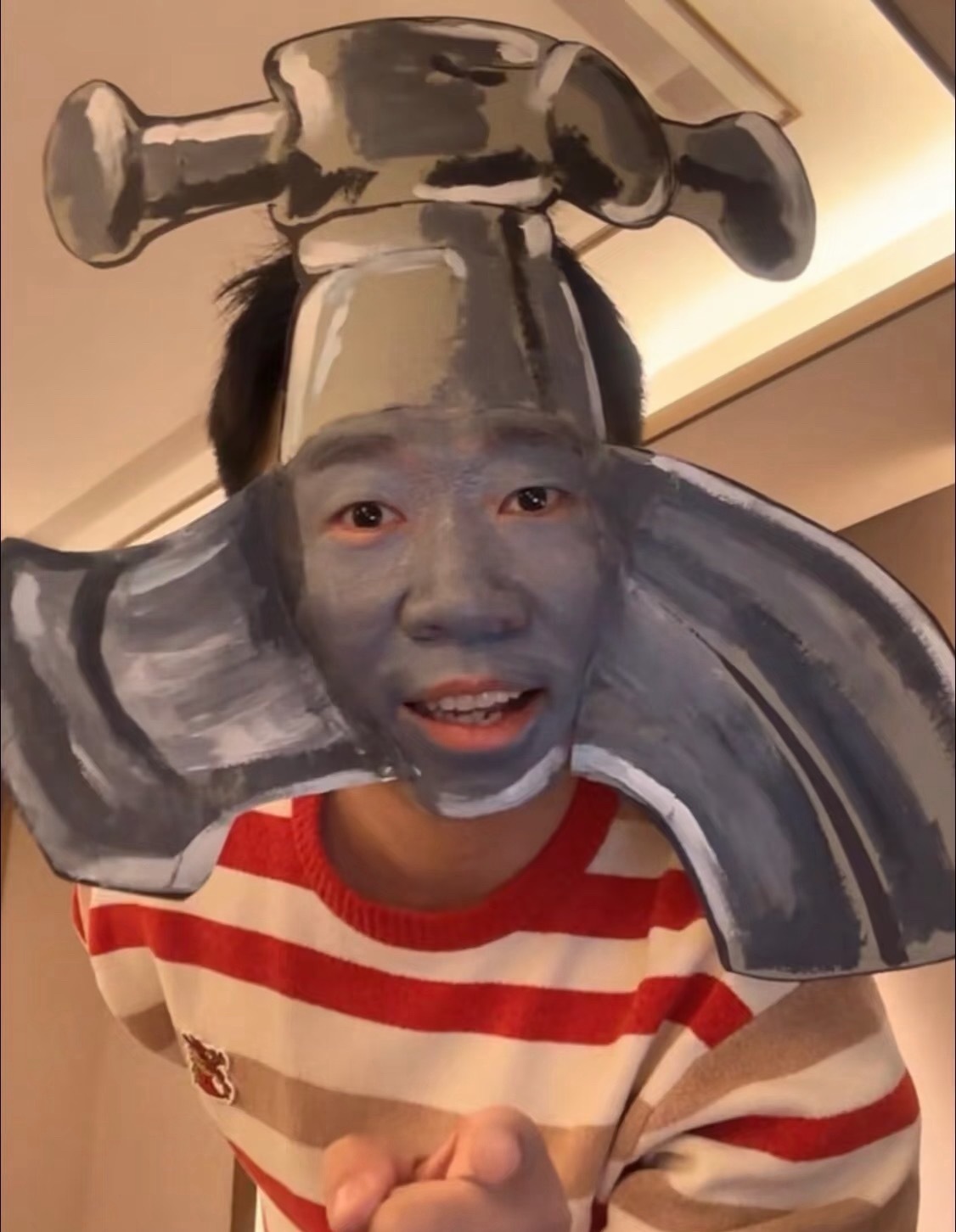 杨迪看完连上吊的力气都没了这是杨迪本人看到都要报警的程度吧，杨迪：你礼貌吗？