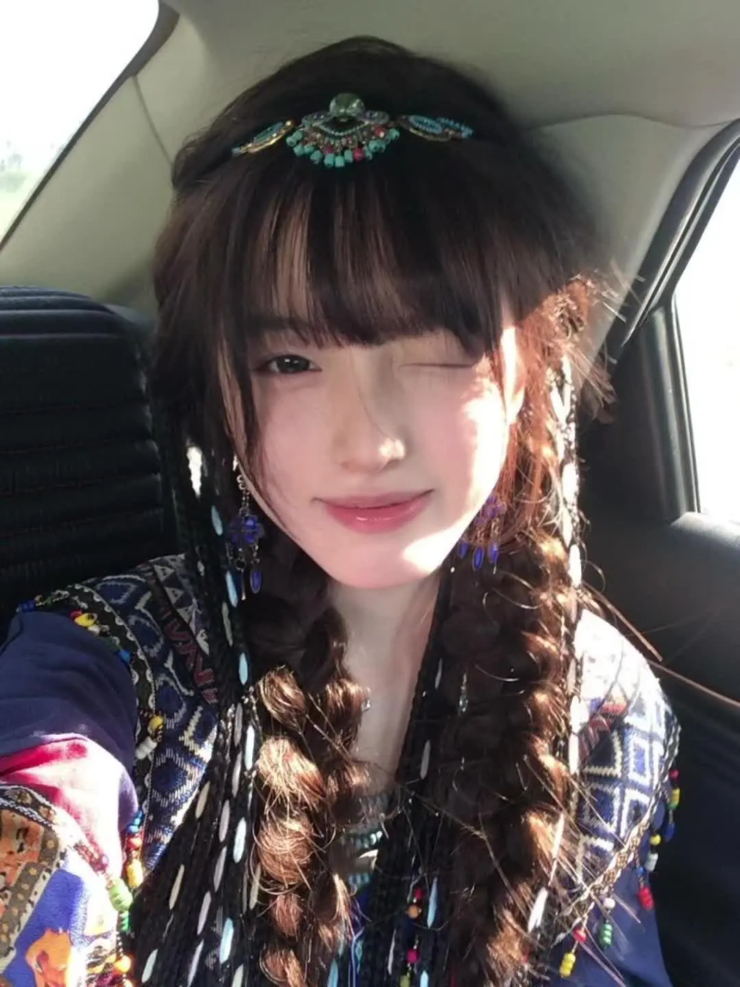 错过那个翻你手机的女孩 以后遇到的都是翻你钱包的.