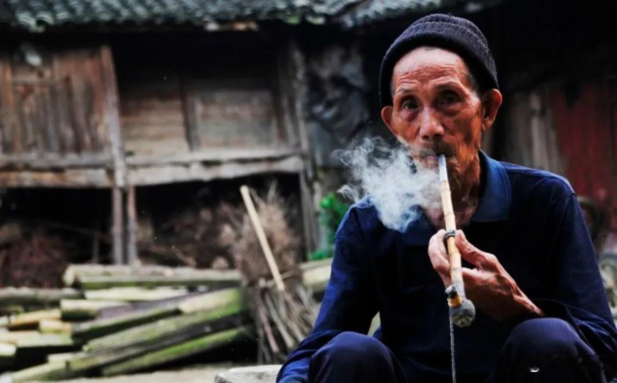 老祖宗留下的这些为人处世小妙招，早点知道真的能少走好多弯路！

1. 探病送礼有
