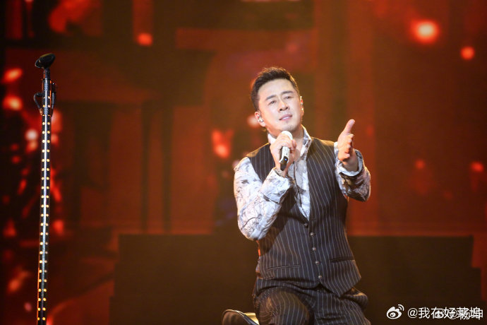 歌手排名杨坤回应淘汰歌手2026全身心投入完成整首演唱，对杨坤来说就已经圆满，淘