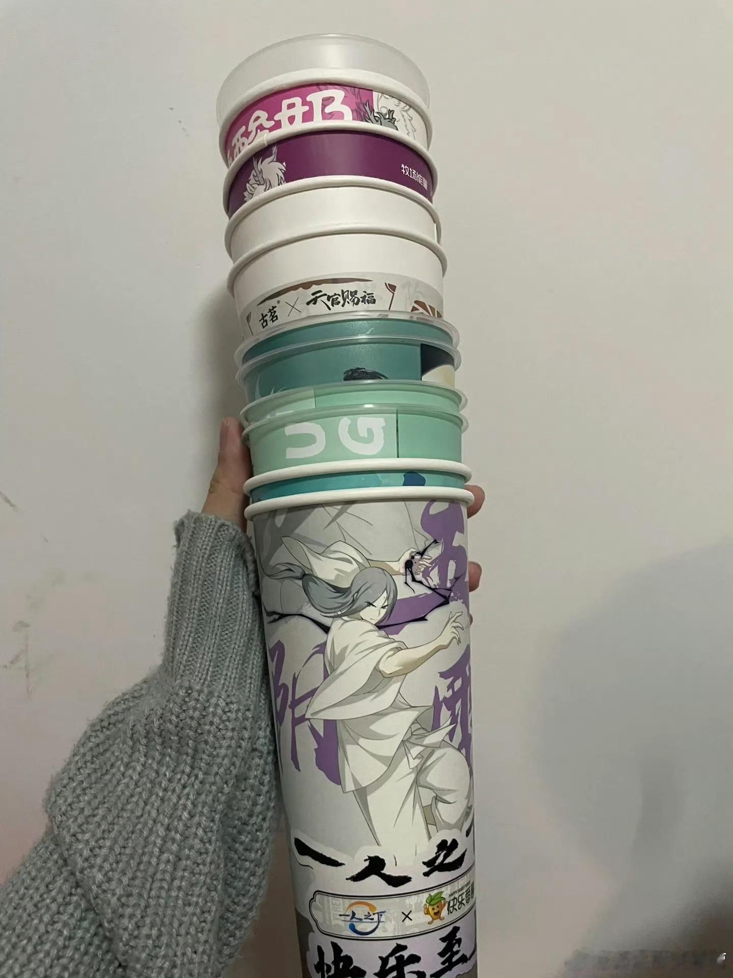 拜托你们不要再联名了😅我去年一年喝的奶茶都没有这两个月多🥹#9块9是奶茶的底