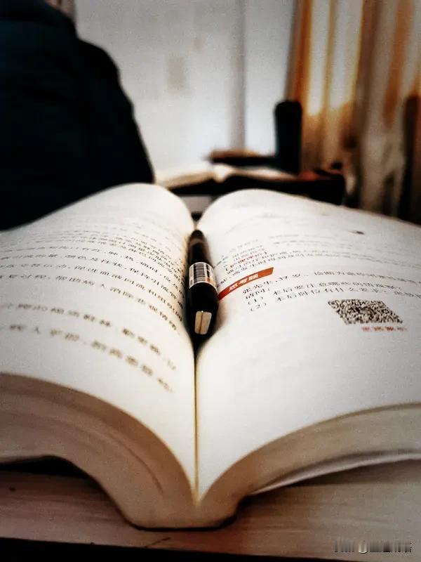 新政策好呀，学习氛围更健康啦！🌟因材施教更精准，个性特长全发展。咱家娃专注提升