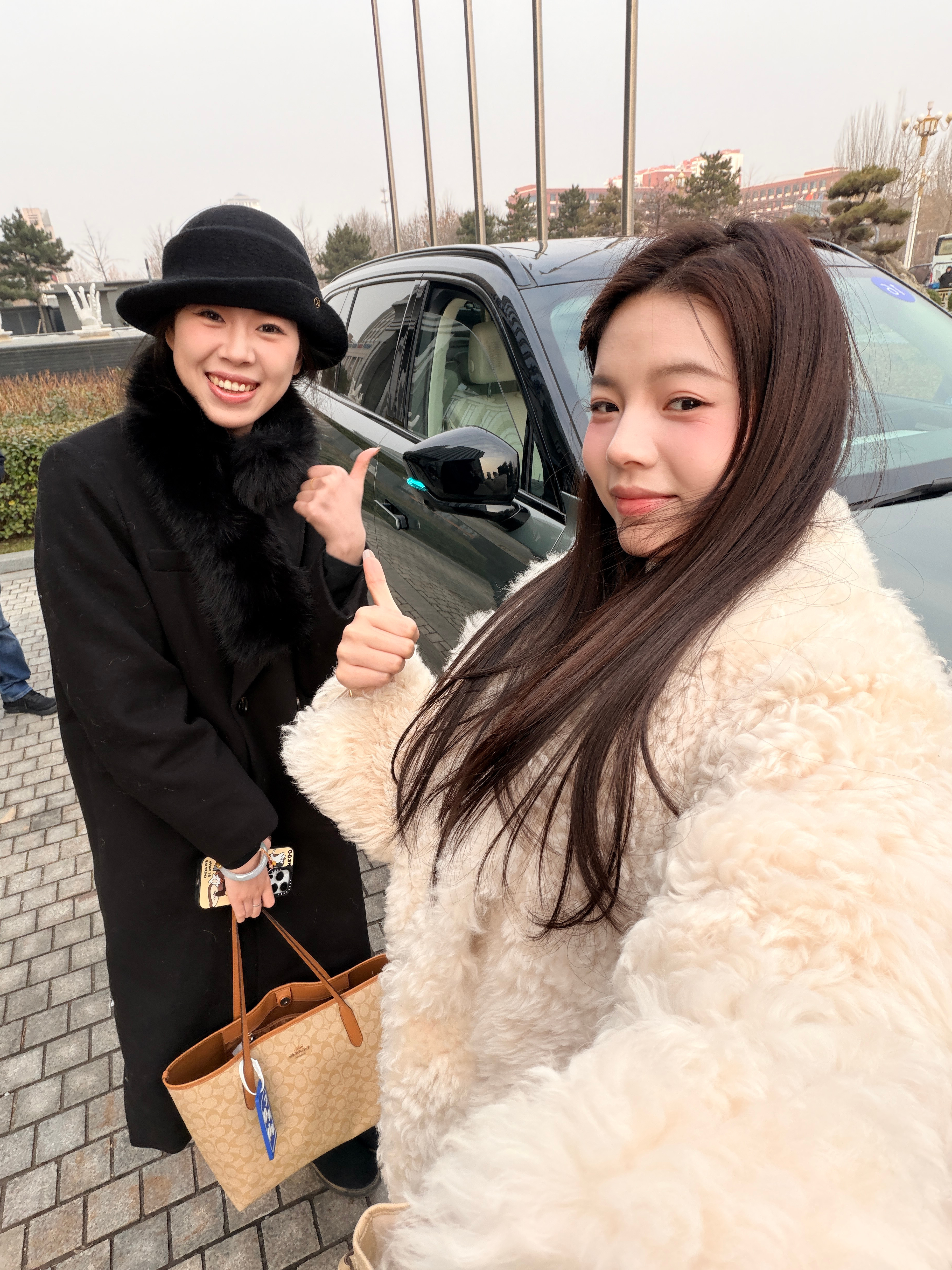 一路上小蓝灯开着过来的！好用！爱用！丝滑流畅魏牌全新蓝山智能进阶版