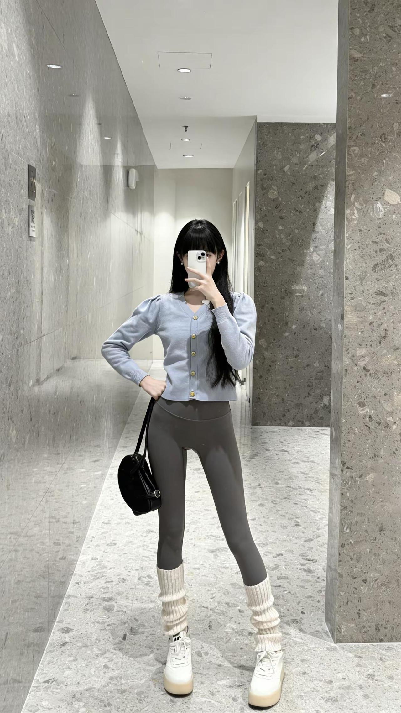 穿不腻的瑜伽裤。瑜伽裤 身材 健身穿搭 今日穿搭look