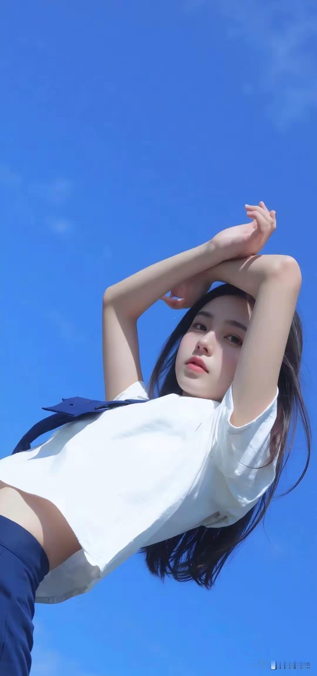 越是表面看着
天真幼稚的人，
内心越是强大的可怕！