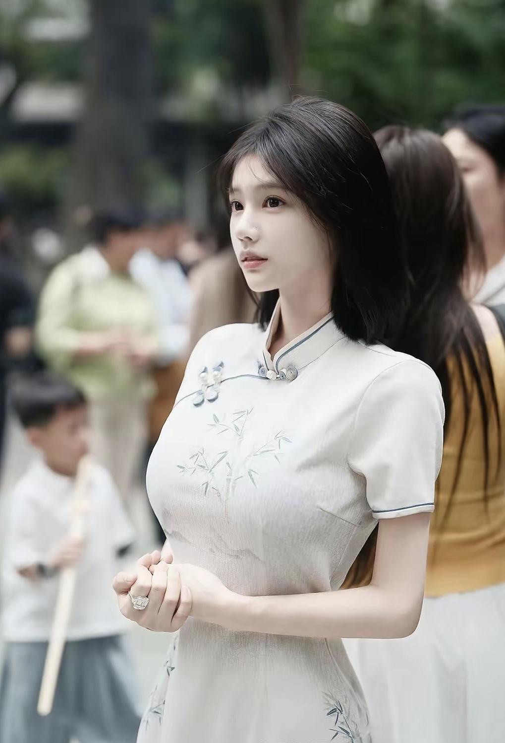 漂亮女孩