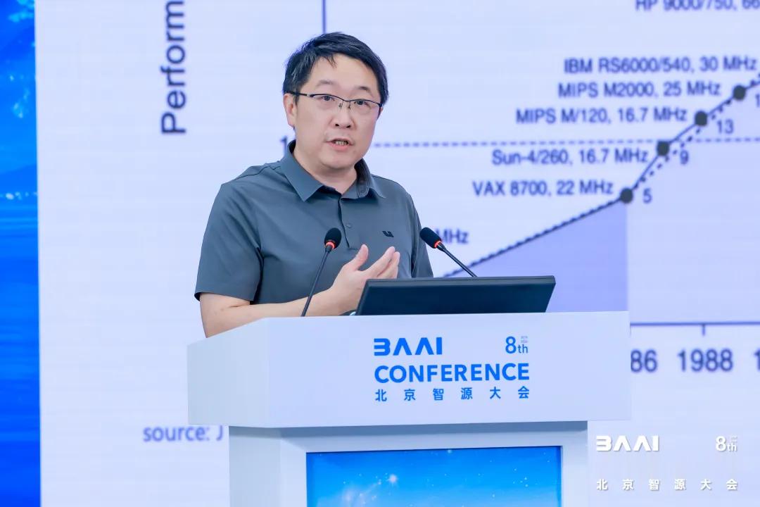 理想CTO谢炎透露，理想自研芯片马赫M100不排除对外供应，已经有好多机器人公司