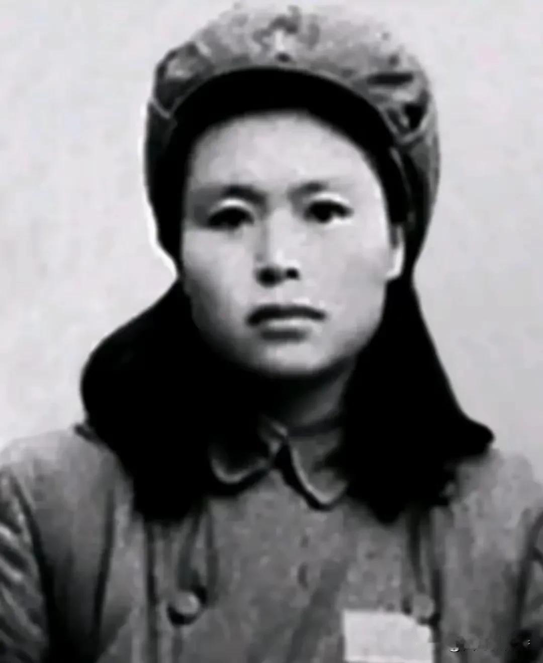 铭记女英雄贾林秀，1945年8月被捕后，日寇先是对其严刑拷打，然后她被剥光衣服扔