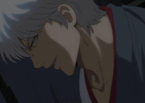 下颌线...领口...锁骨...[舔屏]#银魂##坂田银时# ​​​