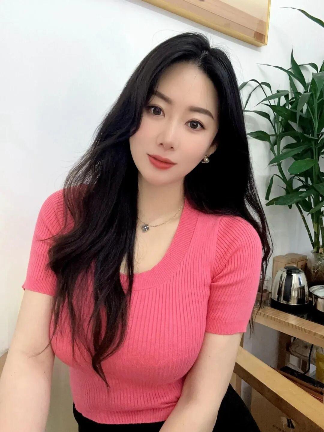 女生穿搭如何又飒又美?[kiss]