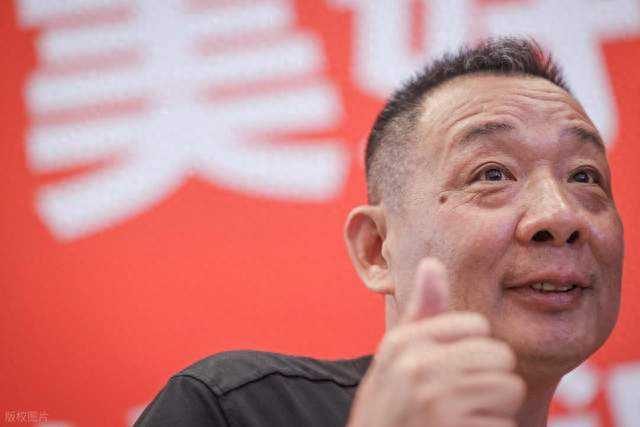 胖东来新规冲上热榜：合同只签4年，员工为何反而更难平静？