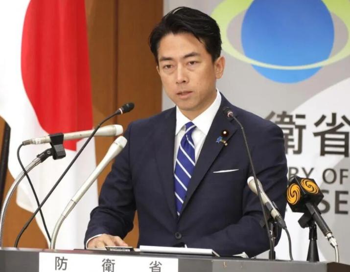 很气愤，日本喊话中国了！
 
就在28日，正在韩国访问的日本防卫大臣小泉进次郎就