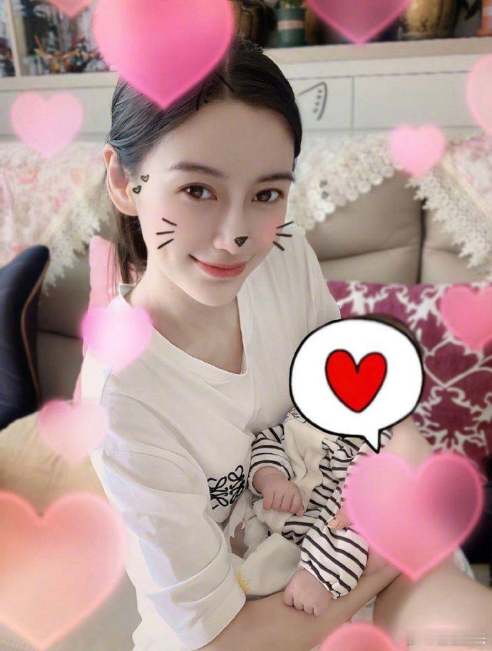 你们未曾见过baby如此美丽温柔的一面吧？ 
