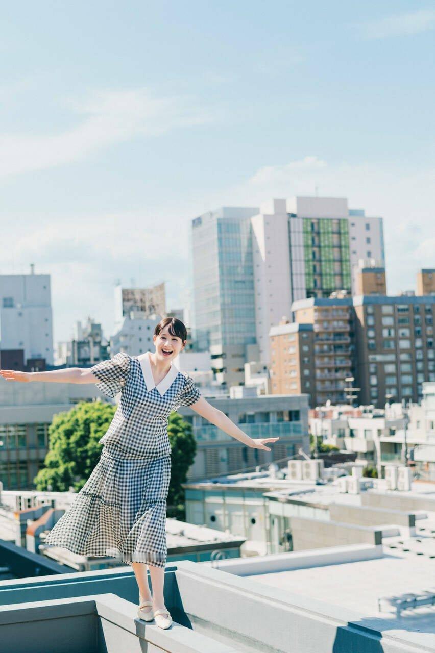 日娱新闻特林德尔·玲奈 特林德尔·玲奈 日媒《with class》采访美图 