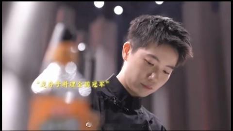 一饭封神冠军同事再战厨综前同事爆红参赛是buff还是压力 王鹏这波参赛，最躲不开