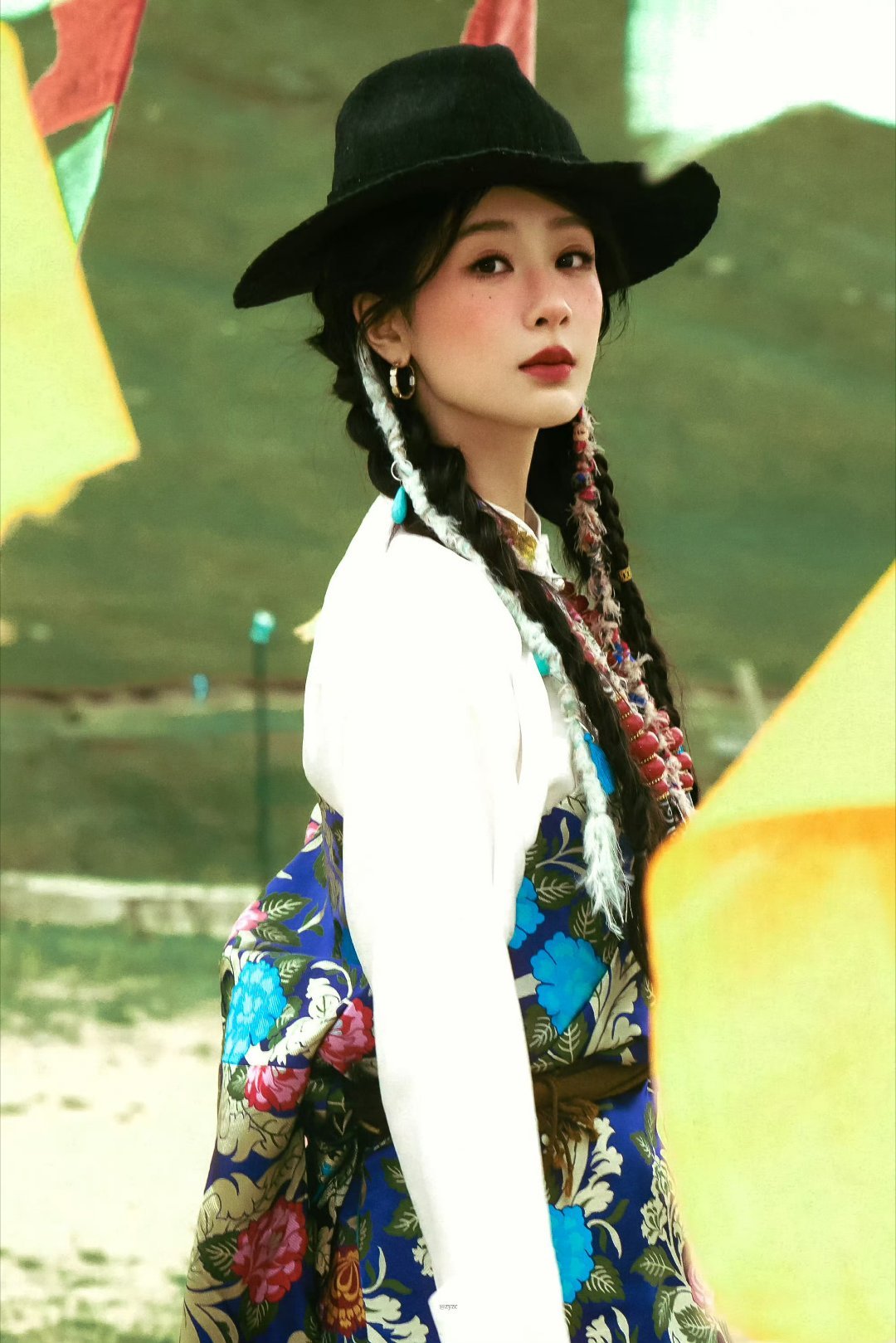 电视剧玉兰花开君再来杨紫玉兰花开君再来yz 杨紫董竹君 我把喜欢写在风里，从此整