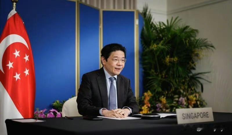 当各方连“海峡里到底有多少船”都说不清时，49国开了一场信息基础不牢的会。
霍尔