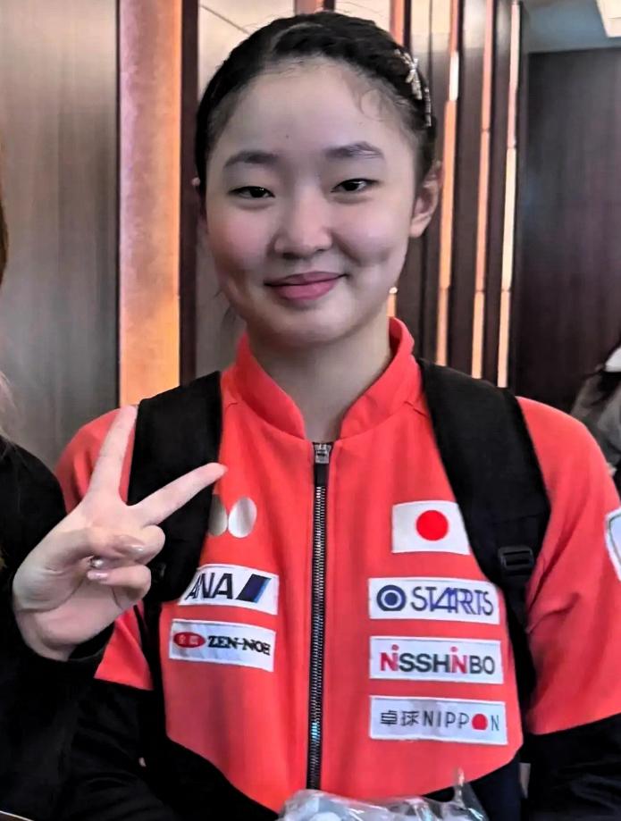 大快人心！
改籍日本还想回华圈钱，
高价见面会被叫停太解气

主动放弃中国国籍加