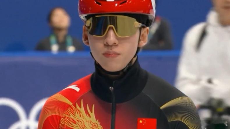 林孝埈500米突出重围  本届冬奥奋战不懈的林孝埈，在王牌项目500米上小试牛刀