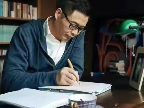麦家文吉儿这就是中国作协的正规军吗被这段对话狠狠通透到，文吉儿觉得平凡不可怕，可