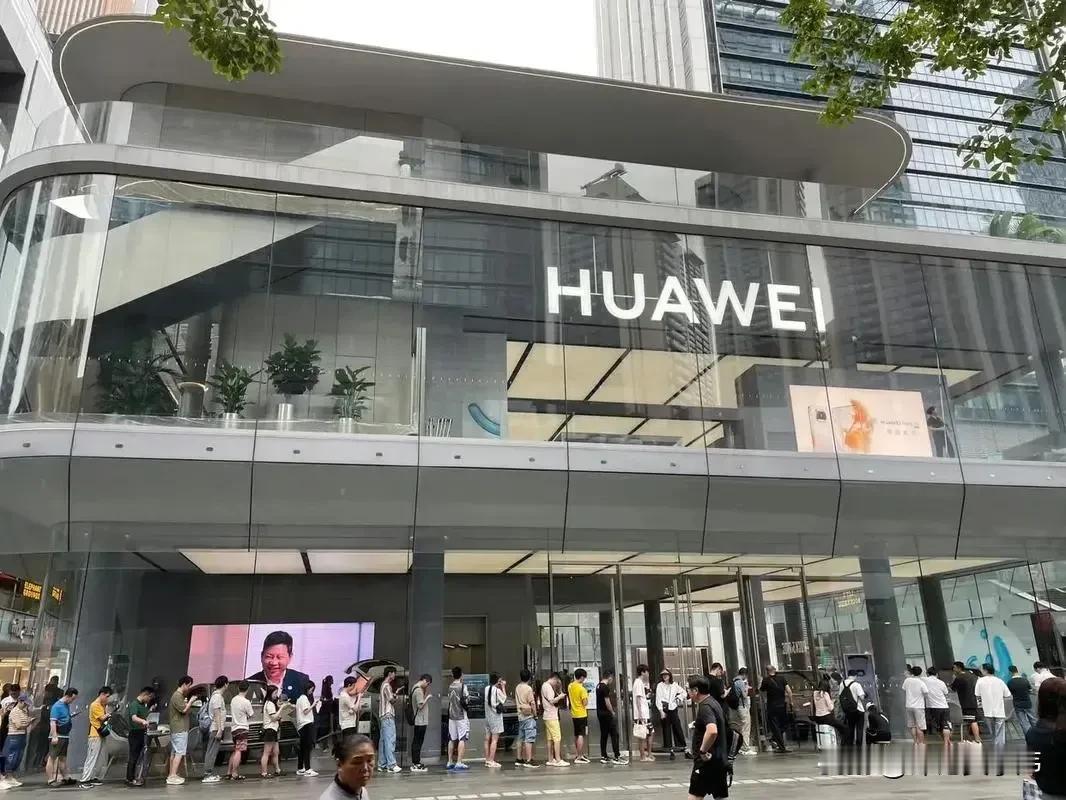 叫板IOS和安卓，华为原生鸿蒙终于落地，说说两点真实感受

第一点感受，华为确实