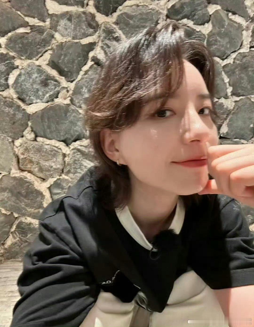 李斯丹妮 声压  我嘞个豆~要不说还得是李斯丹妮啊！！！这声压谁不狠狠爱住了啊！