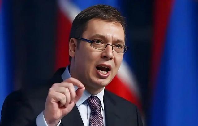 起风！32国凑齐80万军队，武契奇被逼到墙角，中国要拉老朋友一把。就在俄乌战争进