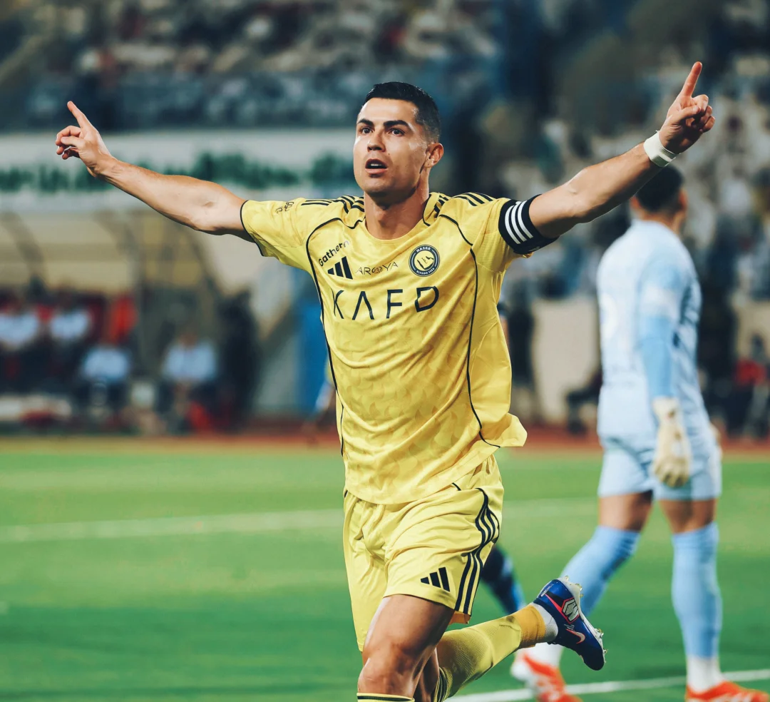 C罗打入生涯第968球