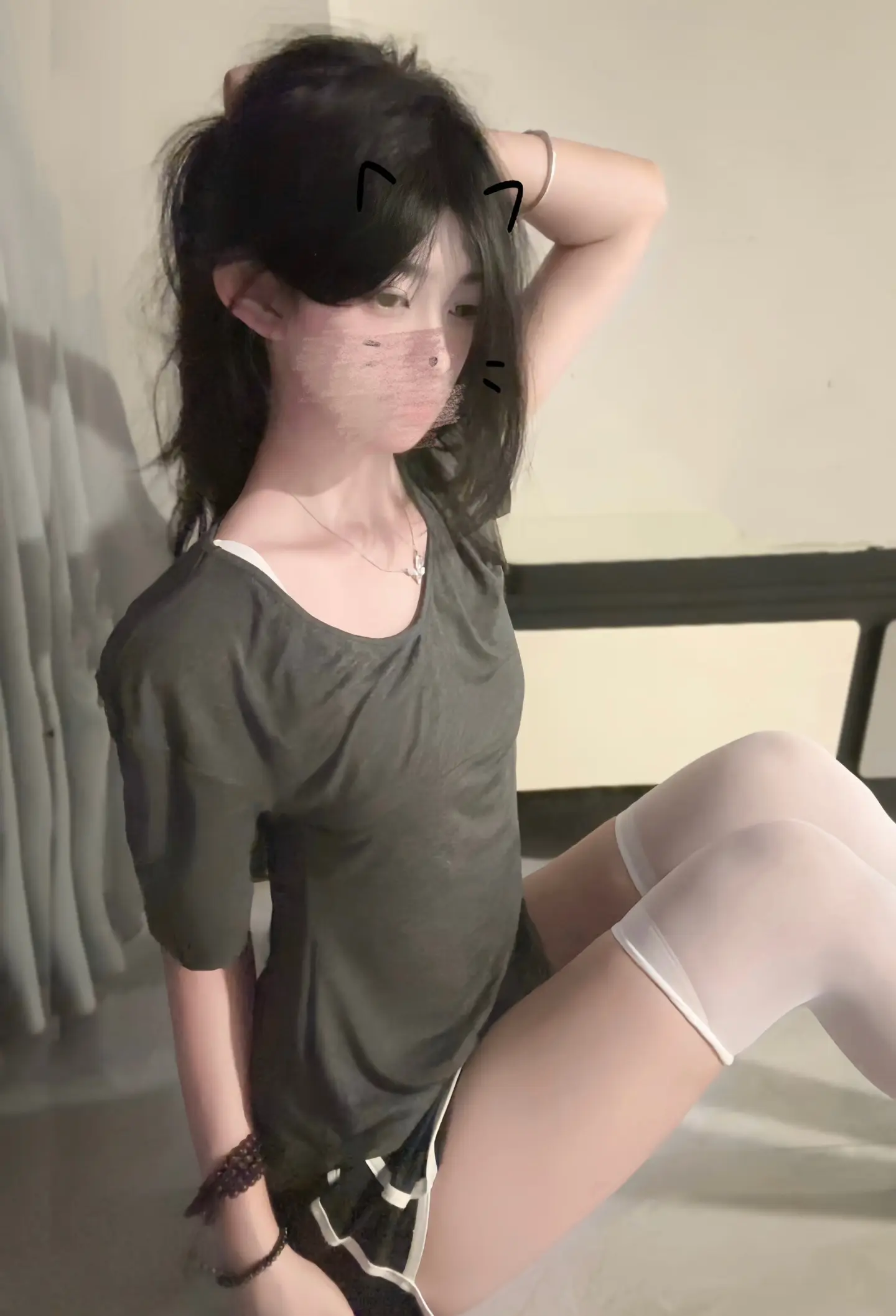 我反复咀嚼你对我的伤害 发誓要成为像你那样无情的人