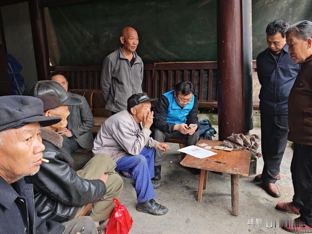 驻村后，原单位餐补到底能不能领？
 
驻村后原单位餐补还能领吗？最近这问题热议不
