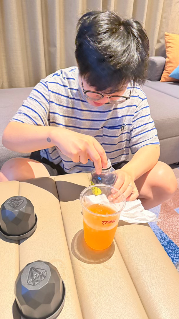 无人能在跟我喝酒的时候耍赖无一例外 