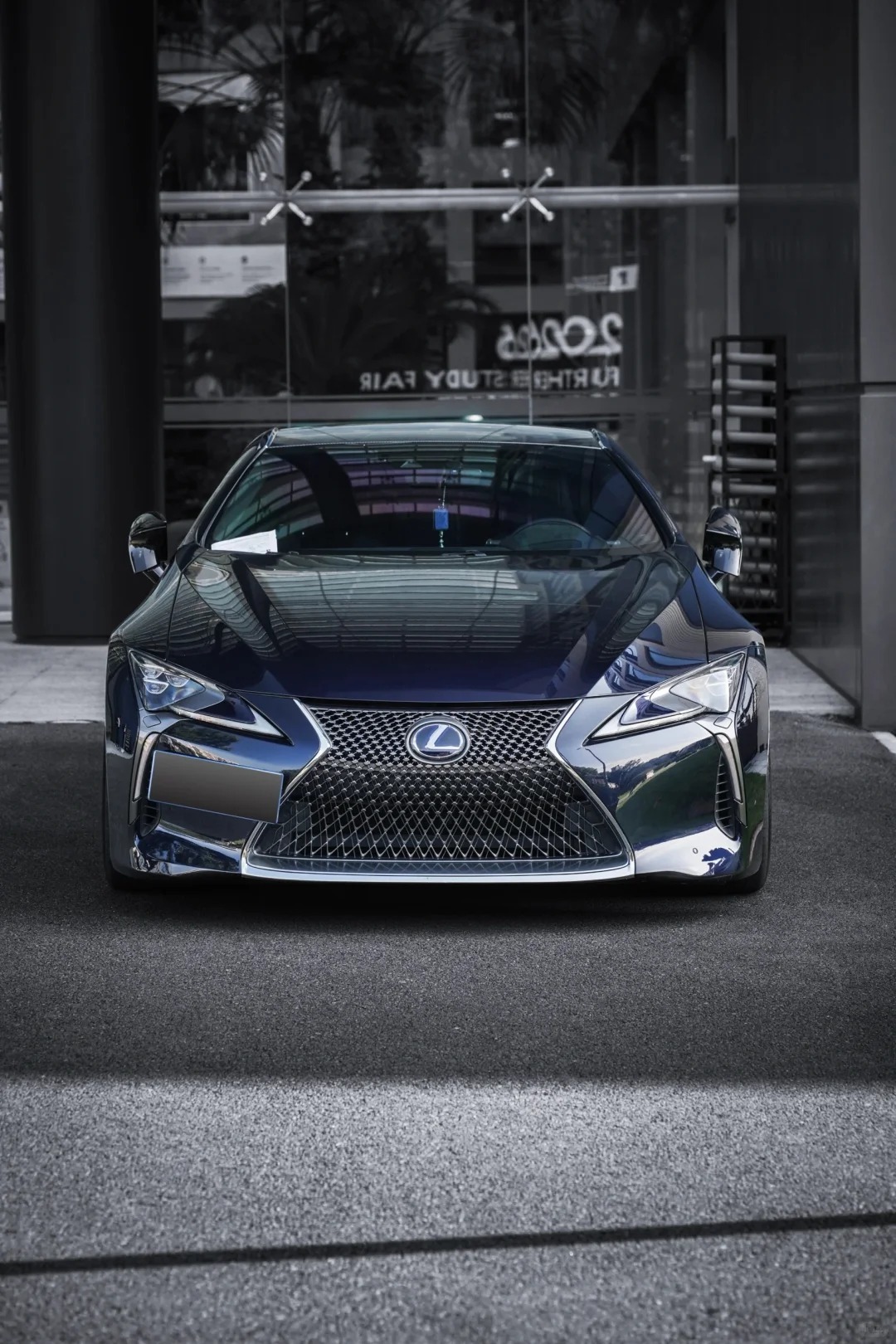严肃品鉴Lexus LC500h一丝不苟的美貌[收到]绝美车片 ​​​