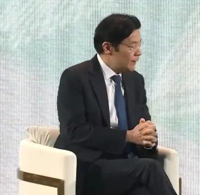 把“钓鱼岛”叫成“尖阁诸岛”，这绝不是口误，这是递交“投名状”！近日，新加坡总理