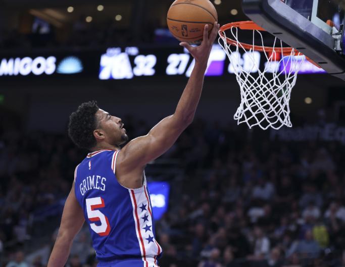 近日，湖人新援格莱姆斯参加了《ESPN LA》举办的《Mason & Irela