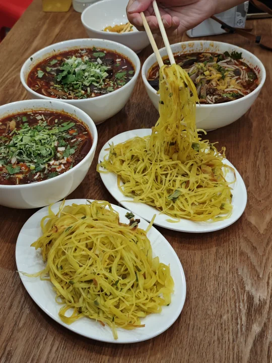 在太原！老军营吃到超正宗的红油羊杂！