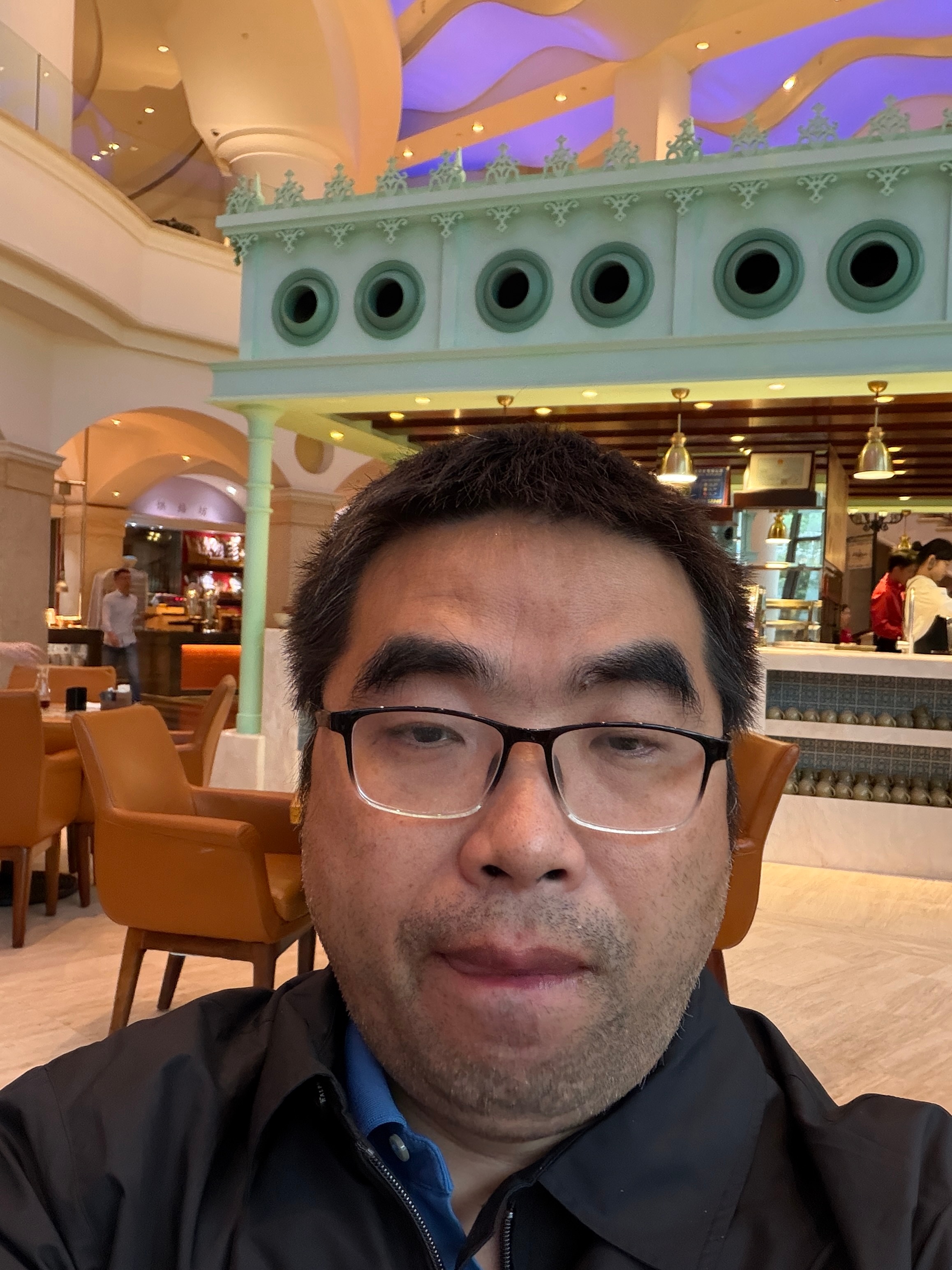 客户公司股票暗盘翻倍，今日上市敲钟，此时此刻早餐餐厅都弥漫着开心的味道，真为他们