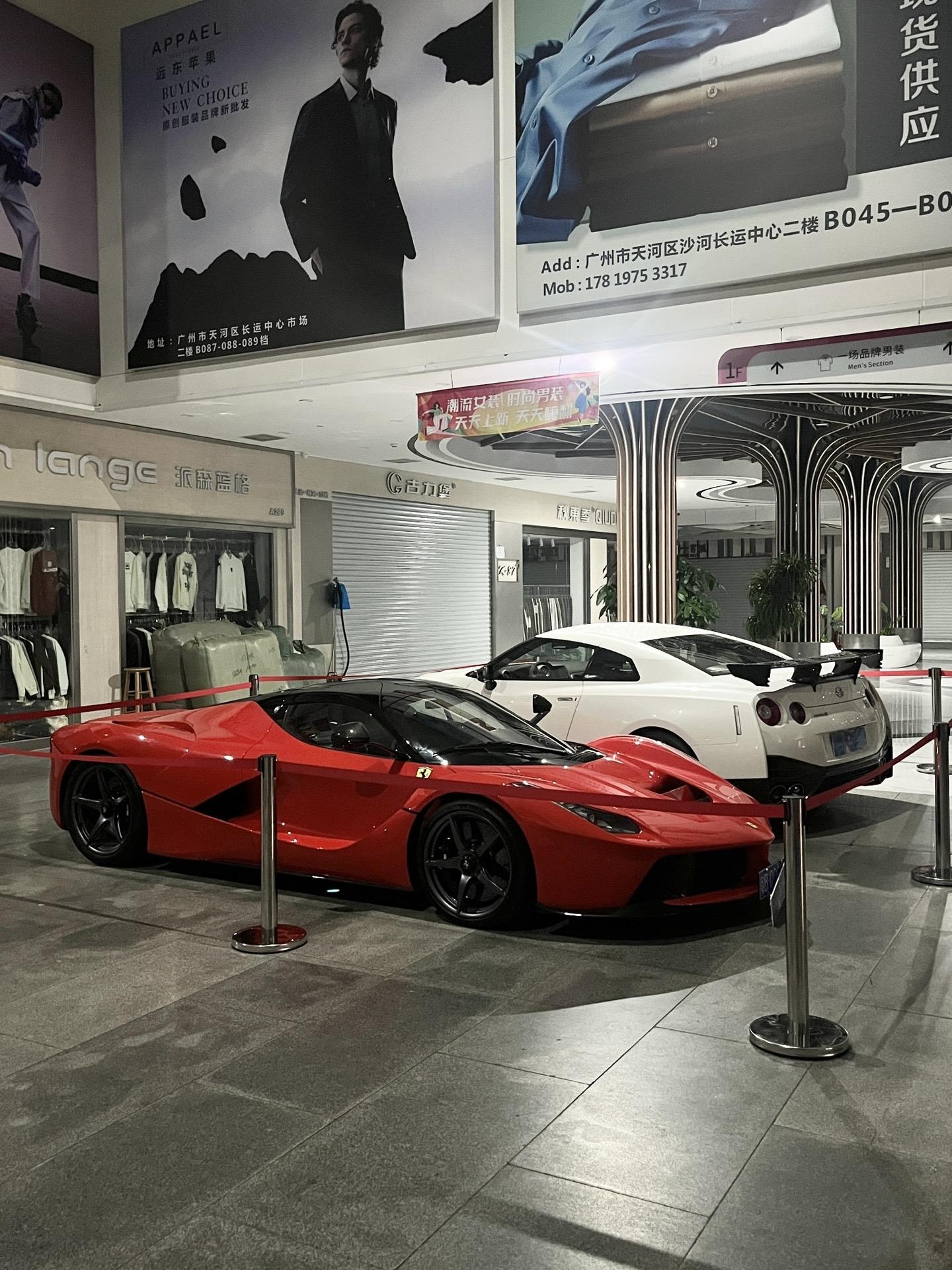 服装市场的顶级限量Hyper car，每一台都是孤傲且稀有的存在