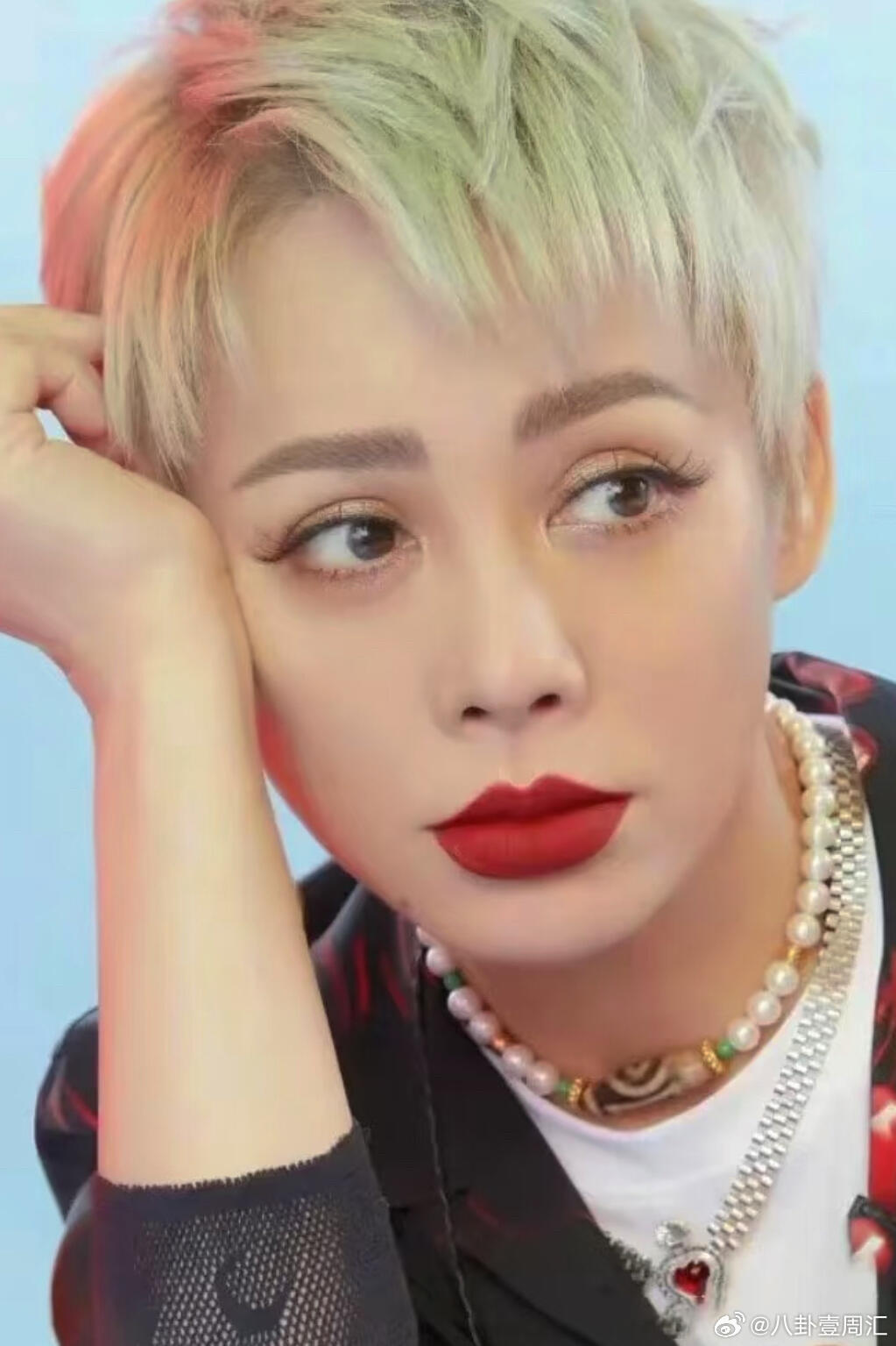 宁静交作业再跳无价之姐宁静再跳浪姐主题曲舞蹈新风暴无价之姐永远的神，静姐一出场氛