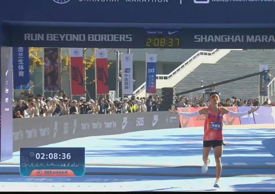 丰配友上海马拉松国内组第一恭喜丰配友