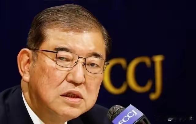 “苍蝇腿也是肉”尤其是石破茂目前面临着极度困难的政治环境，即参众两院皆不过半和党