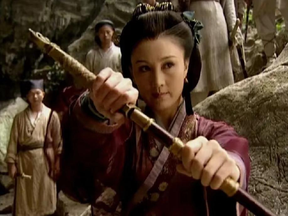 看《笑傲江湖》中宁中则自尽那段忍不住难受，她明明是江湖里难得的刚烈好人，怎么就落