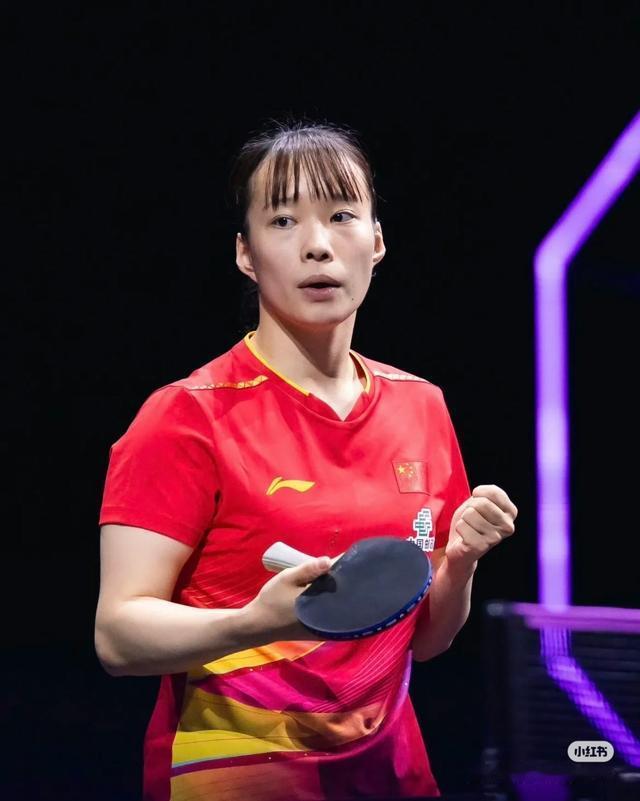 石洵瑶是夺冠的最大热门！马斯喀特常规挑战赛女单决赛，是在两位中国选手石洵瑶与何卓