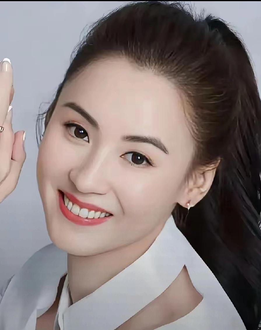 张柏芝公开表达渴望女儿，背后原因引发热议！
网友直呼：
这样的妈妈太特别了

在