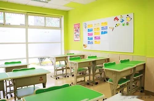 能不把孩子放托管班就不要让孩子去，哪怕托管班宣传的可以辅导作业，其实也没用，就连