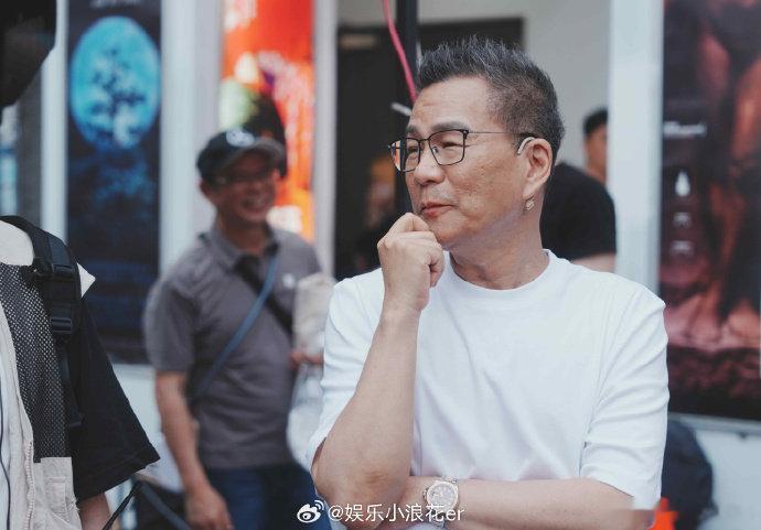 沈玉琳回应禁烟区抽烟沈玉琳禁烟区抽烟 据台媒，沈玉琳被拍到在录制节目时禁烟区抽烟