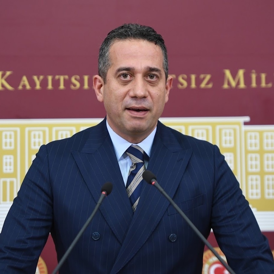 🇹🇷❗曾对 凯末尔·克利奇达罗卢 说“愿真主责罚你！”的土耳其共和人民党高层
