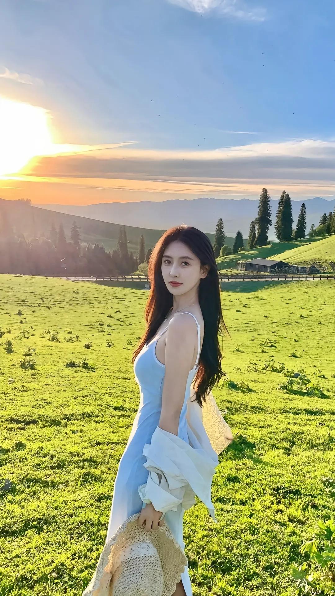 靠自己或许不会轻松，但很自由！有哪些美女让人过目难忘？ 美女究竟能有多美 女人最