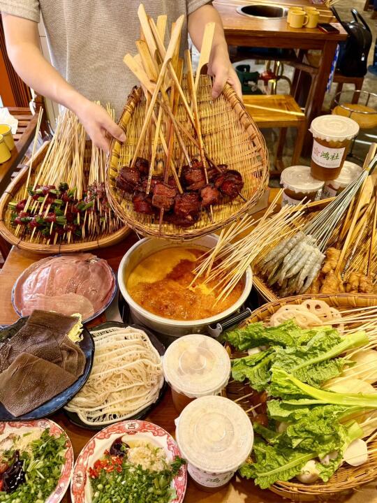 六刷认证！香到原地封神的居民楼麻辣烫‼️