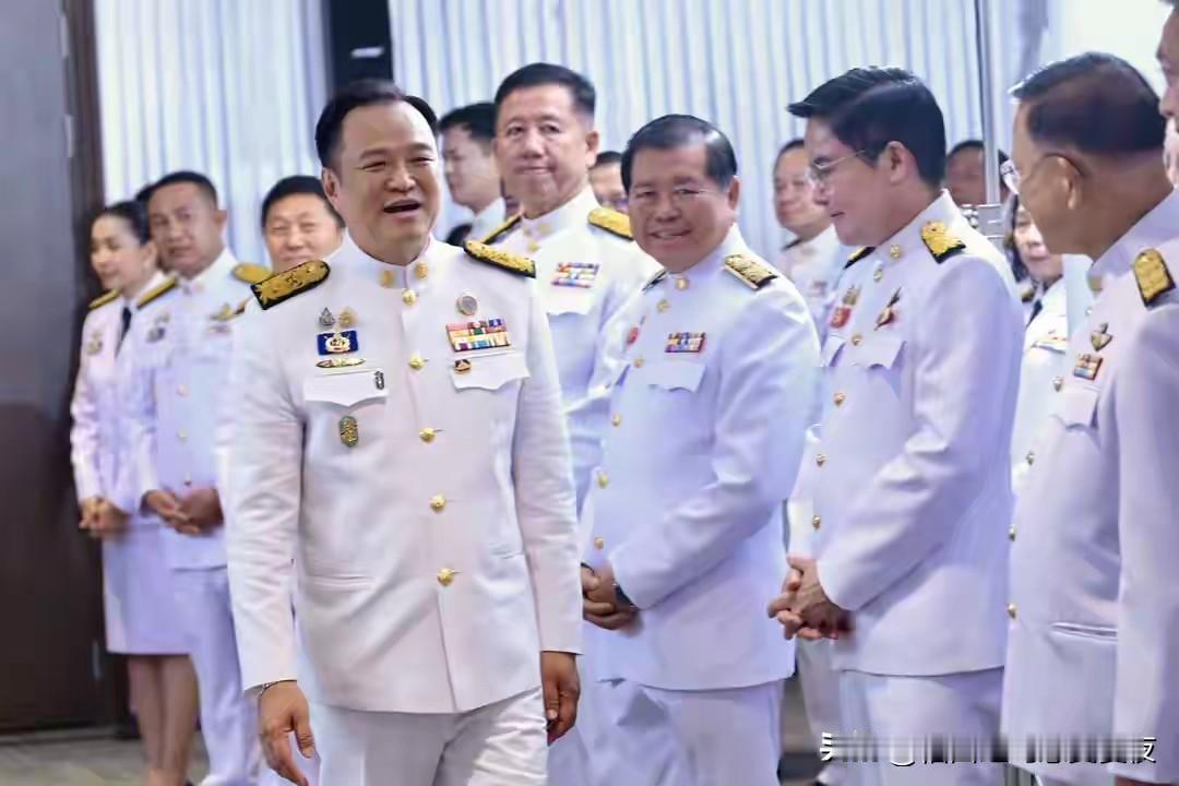 泰国大选悬念拉满，他信家族恐陪跑？为泰党新面孔藏大招