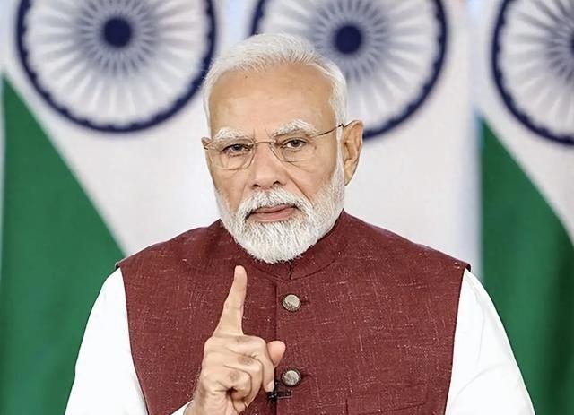 一说起印度可能带来的威胁，很多人第一反应就是边境屯兵、飞机坦克，觉得咱们得防着人